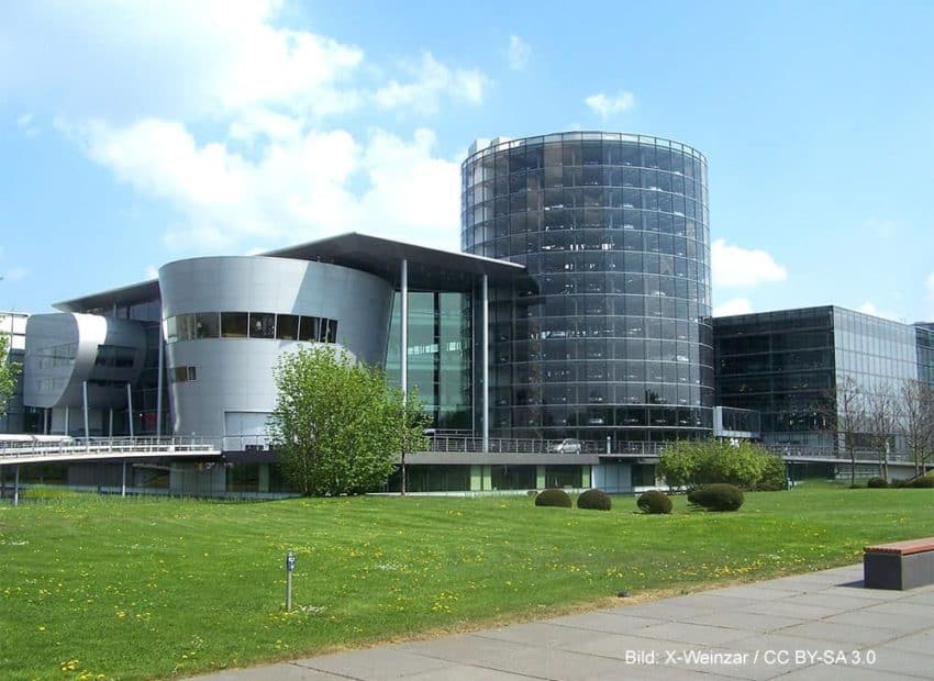 Mit dem Segway zur Gläsernen Manufaktur